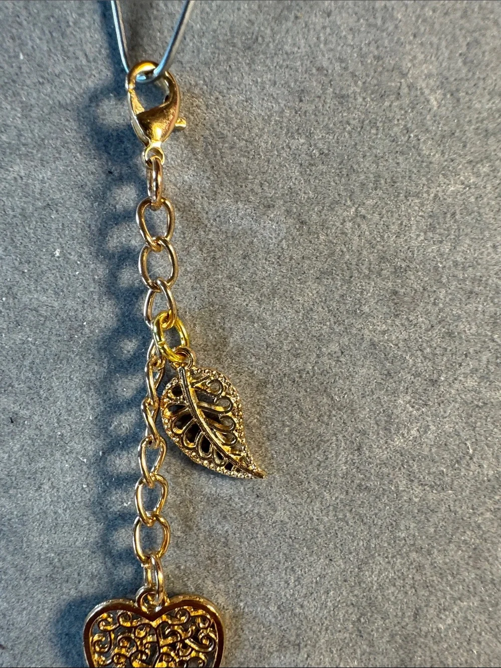 Hand Crafted Gold Tone Heart & Leaf Keychain/Purse Charm